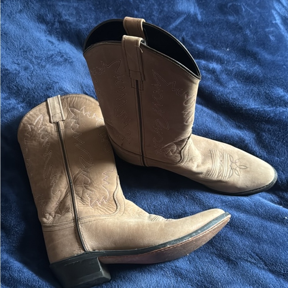 Women’s  Sheplers Tan Western Cowboy Boots